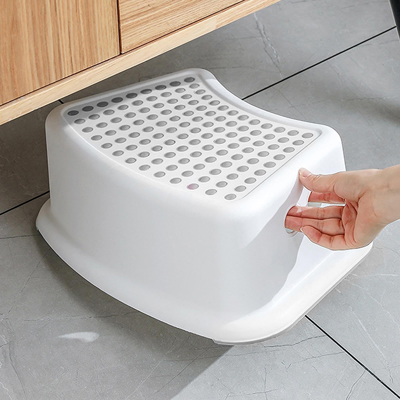 Step Stool For Kids, Toddlers  - đánh giá và giá Kids Outdoor Kitchen Accessories