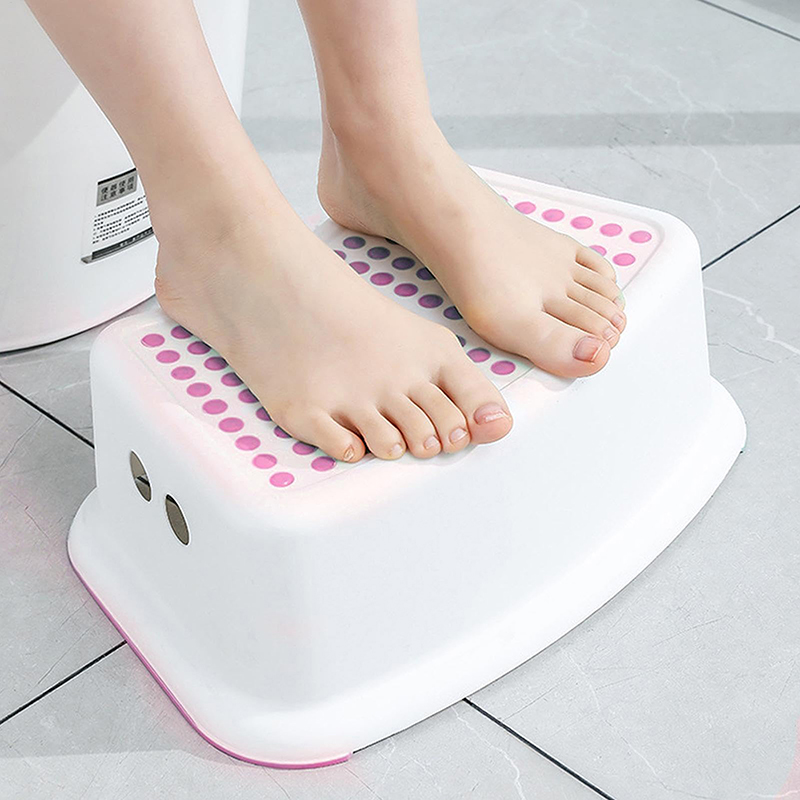 Step Stool For Kids, Toddlers  - đánh giá và giá Kids Outdoor Kitchen Accessories
